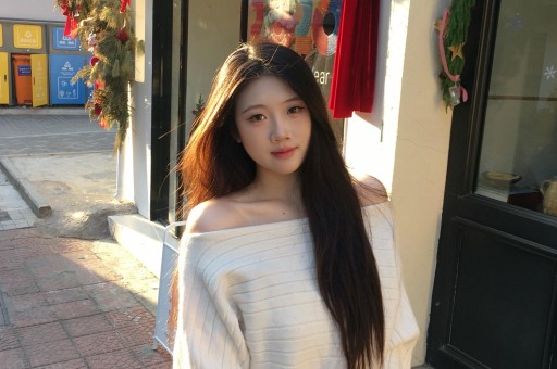 与辉同行销售超千万网红产品“翻车”！海外注册地竟是汽修厂策划：没有故事“就编嘛”